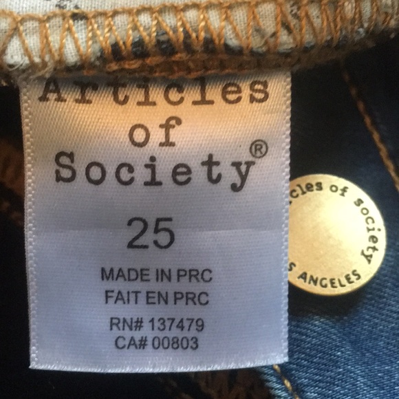 Articles of Society Sara Distressed Skinny Jean - Picture 7 of 8